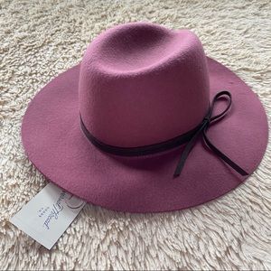 Brand New Fashion Hat - Adjustable Size!